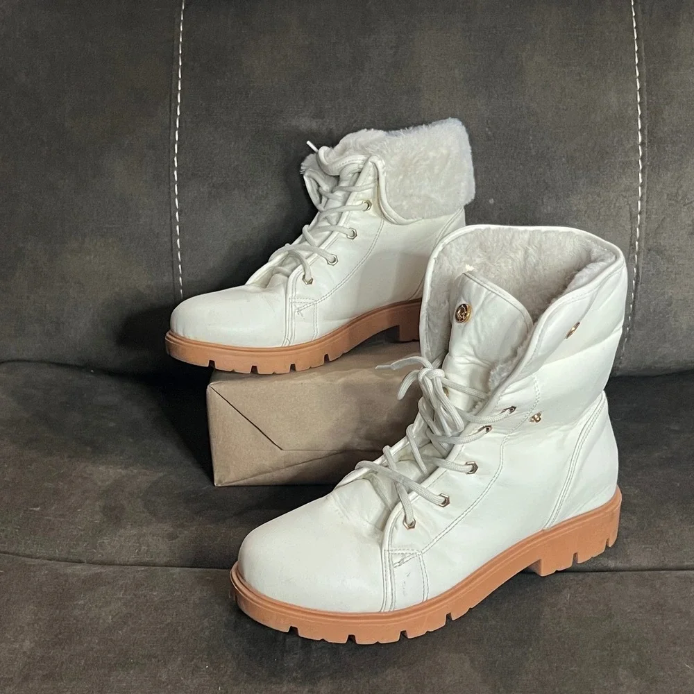 Fabkids‎ Girls Winter Boots Faux Fur Lined Lace Up Fold Over Size 7 Youth Cream